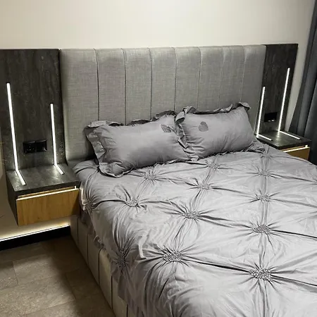 Luxury Tred *
